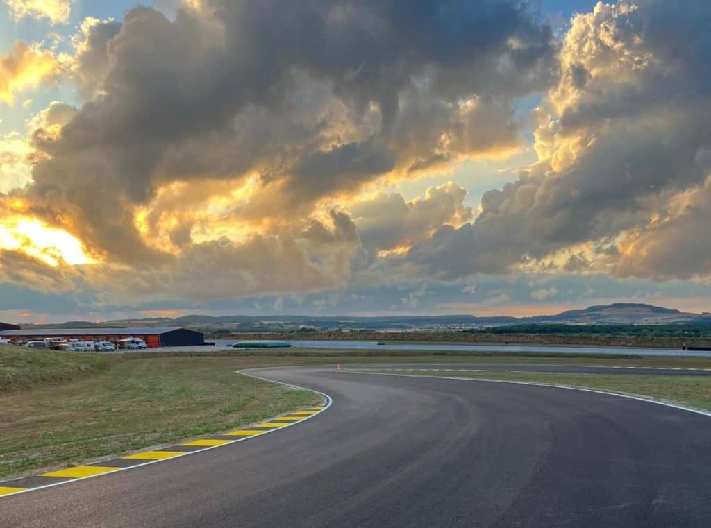 Rundstreckentraining Circuit de Mirecourt Hardtwald Racing